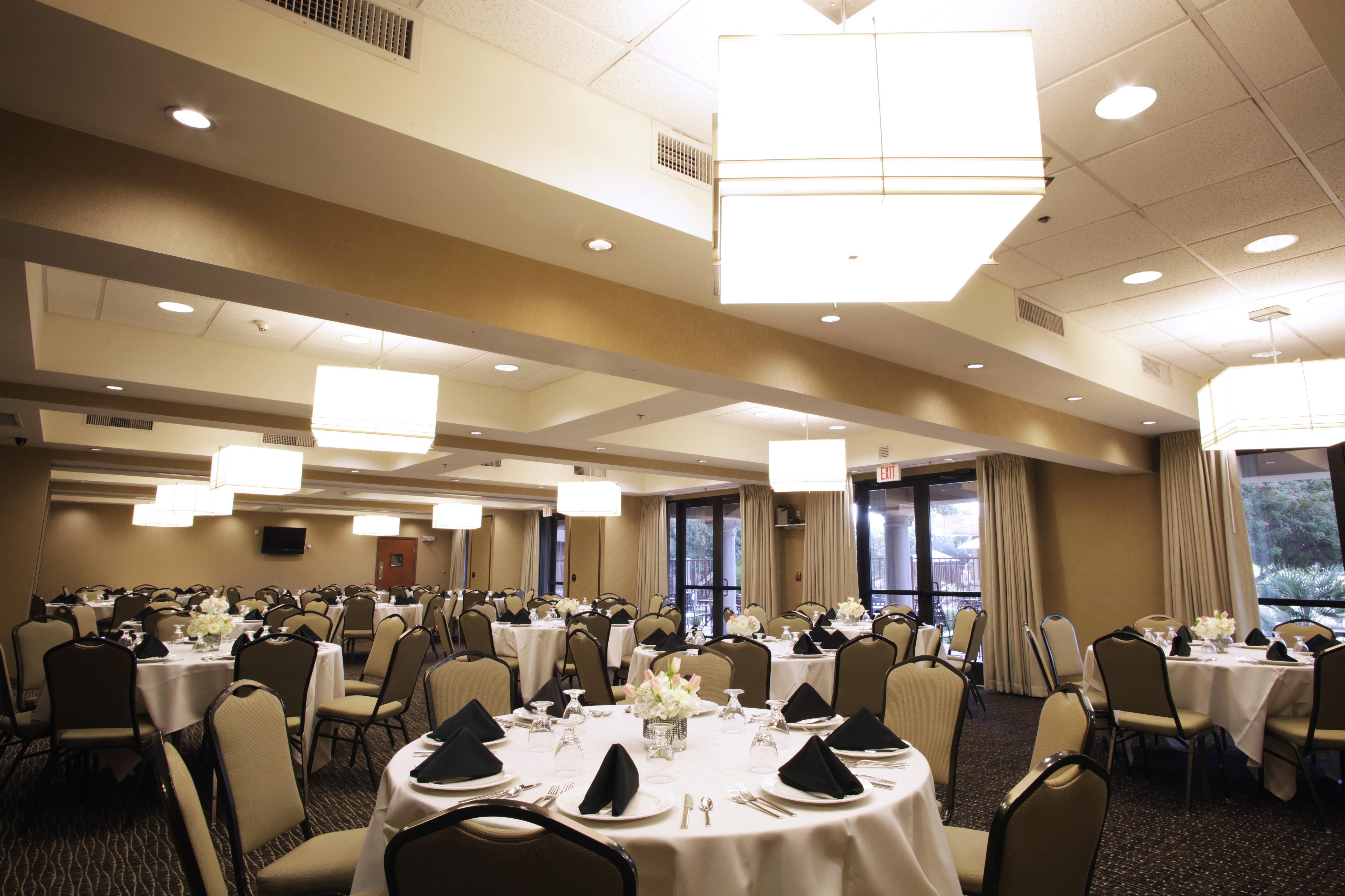 Holiday Inn Phoenix/Chandler By Ihg Екстериор снимка